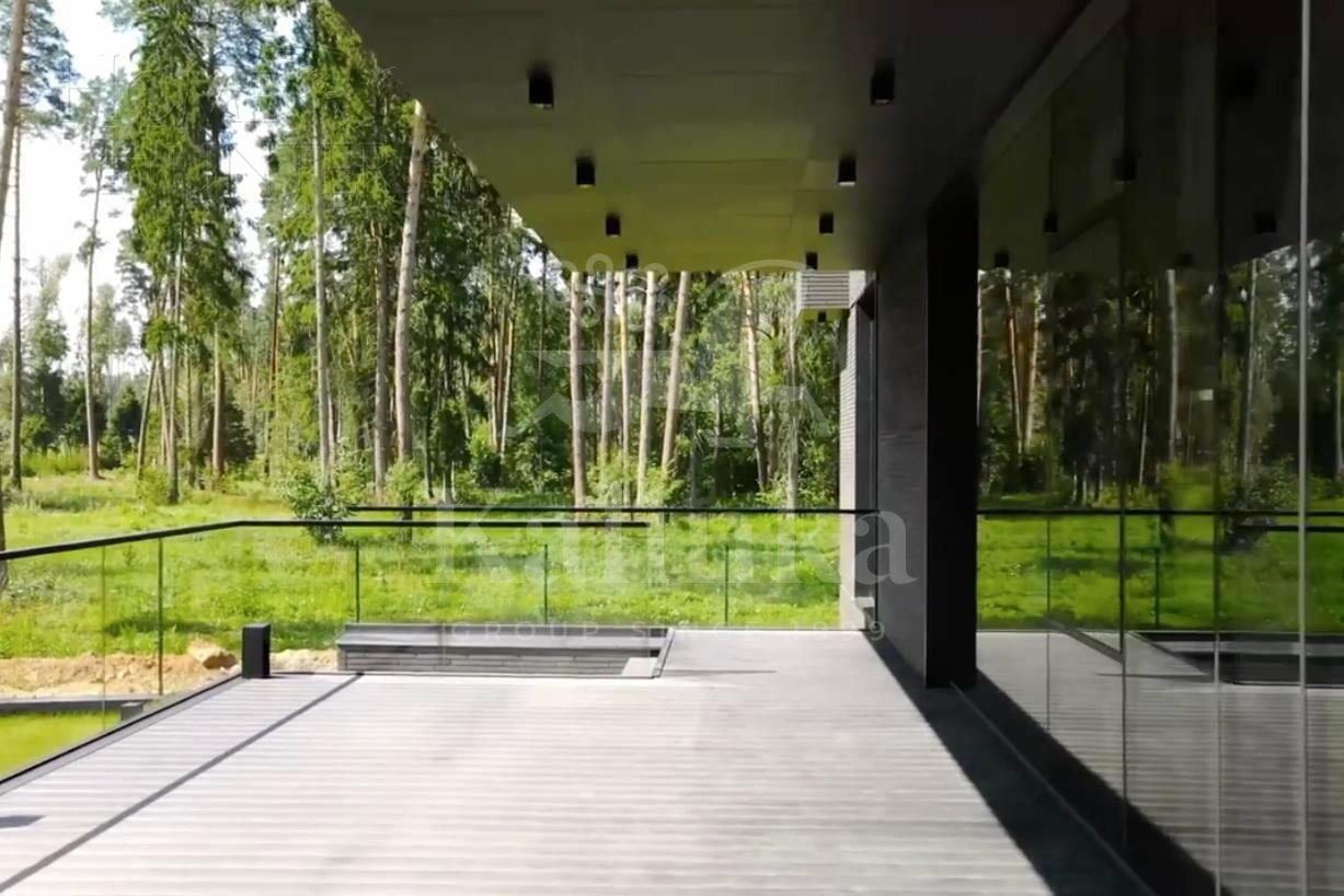 3-этажный коттедж 1 848 м² с отделкой