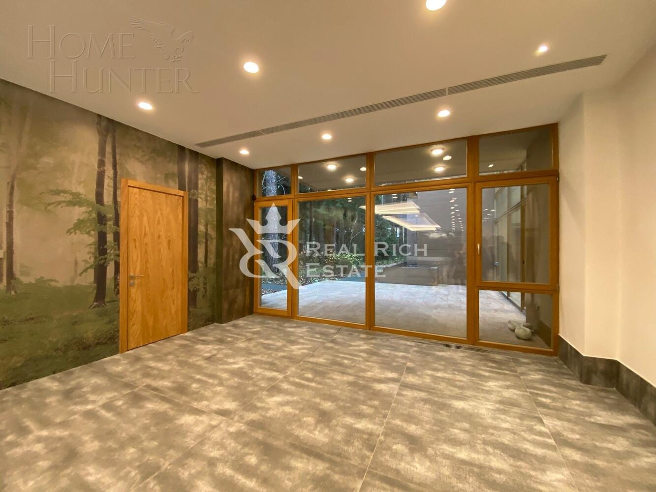 2-этажный коттедж 1 330 м² с отделкой