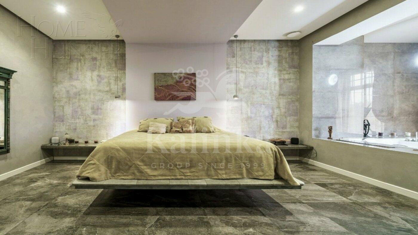 3-этажный таунхаус 290 м² с отделкой