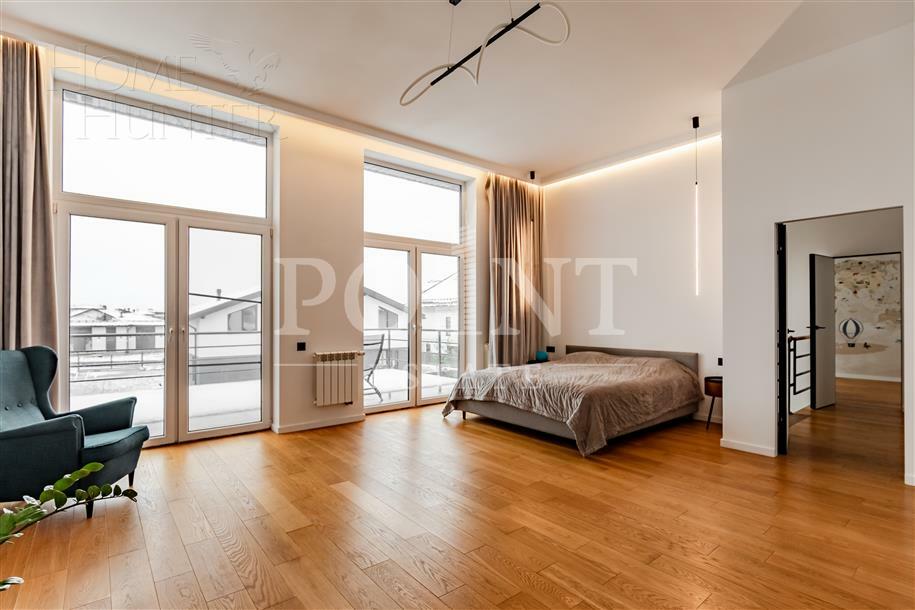 2-этажный коттедж 290 м² с отделкой