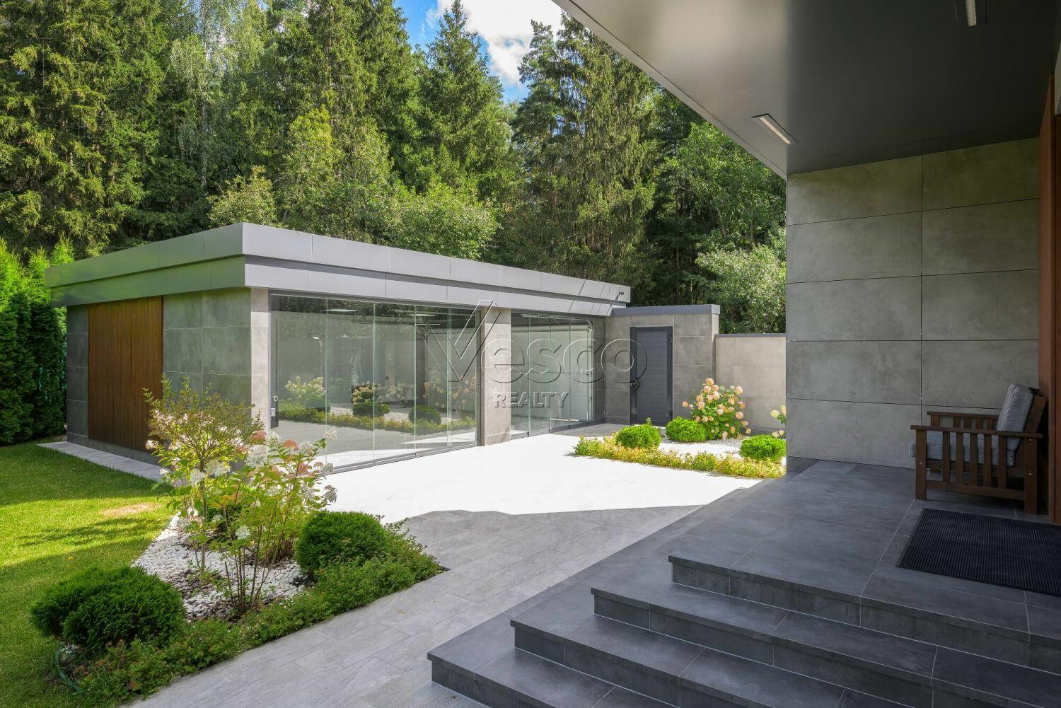 2-этажный коттедж 480 м² с отделкой