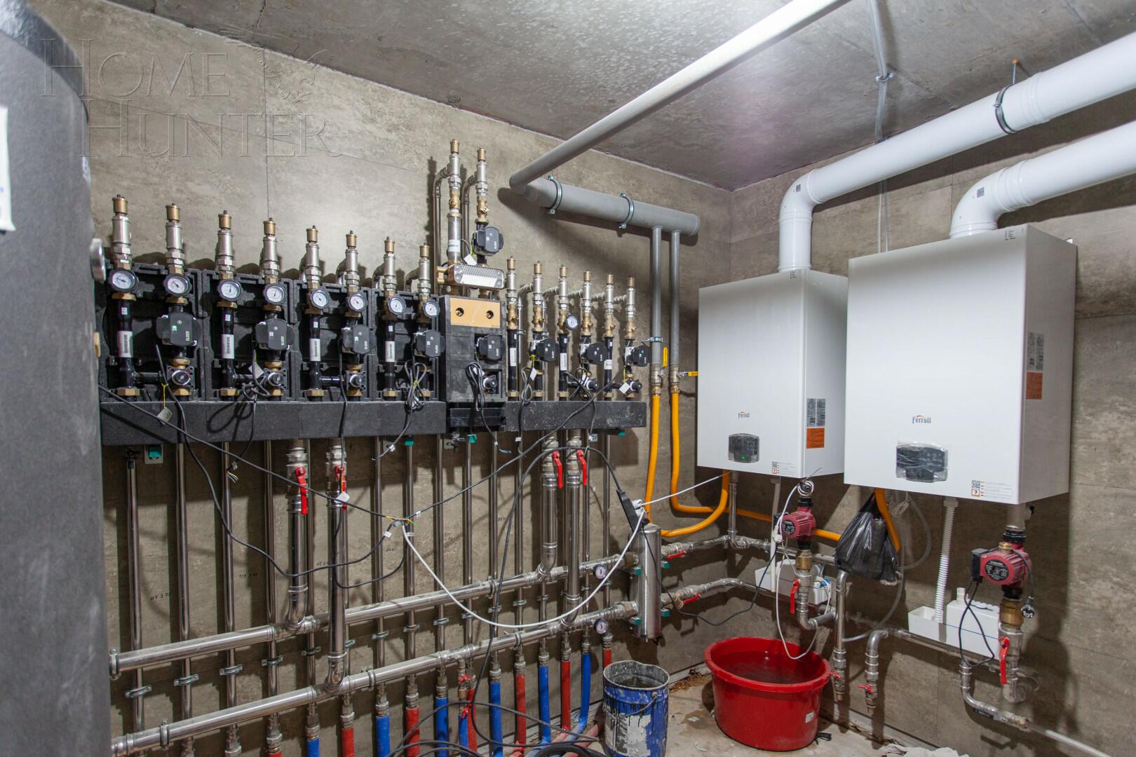 3-этажный коттедж 1 220 м² без отделки