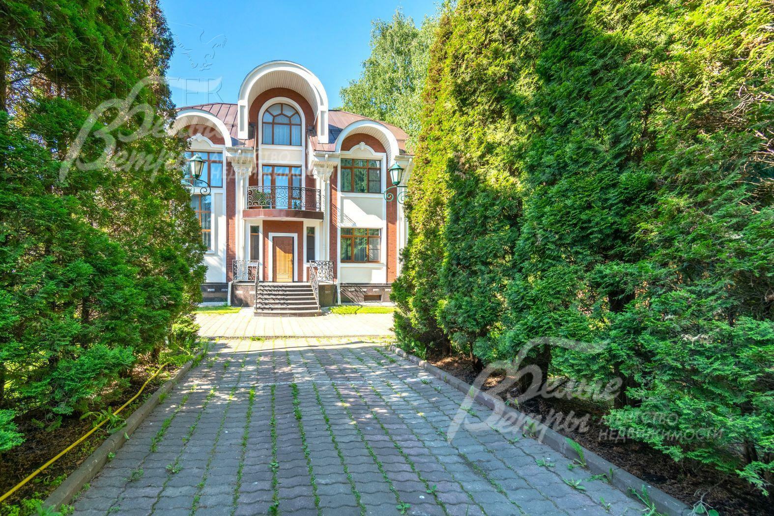 2-этажный коттедж 468.5 м² с отделкой