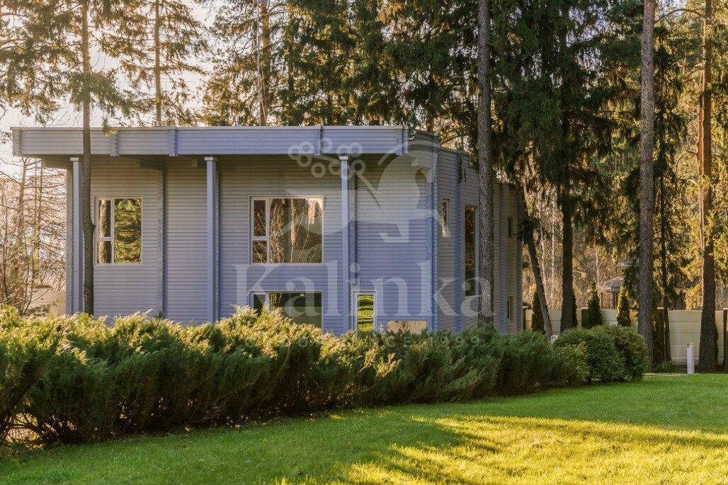 2-этажный коттедж 100 м² с отделкой