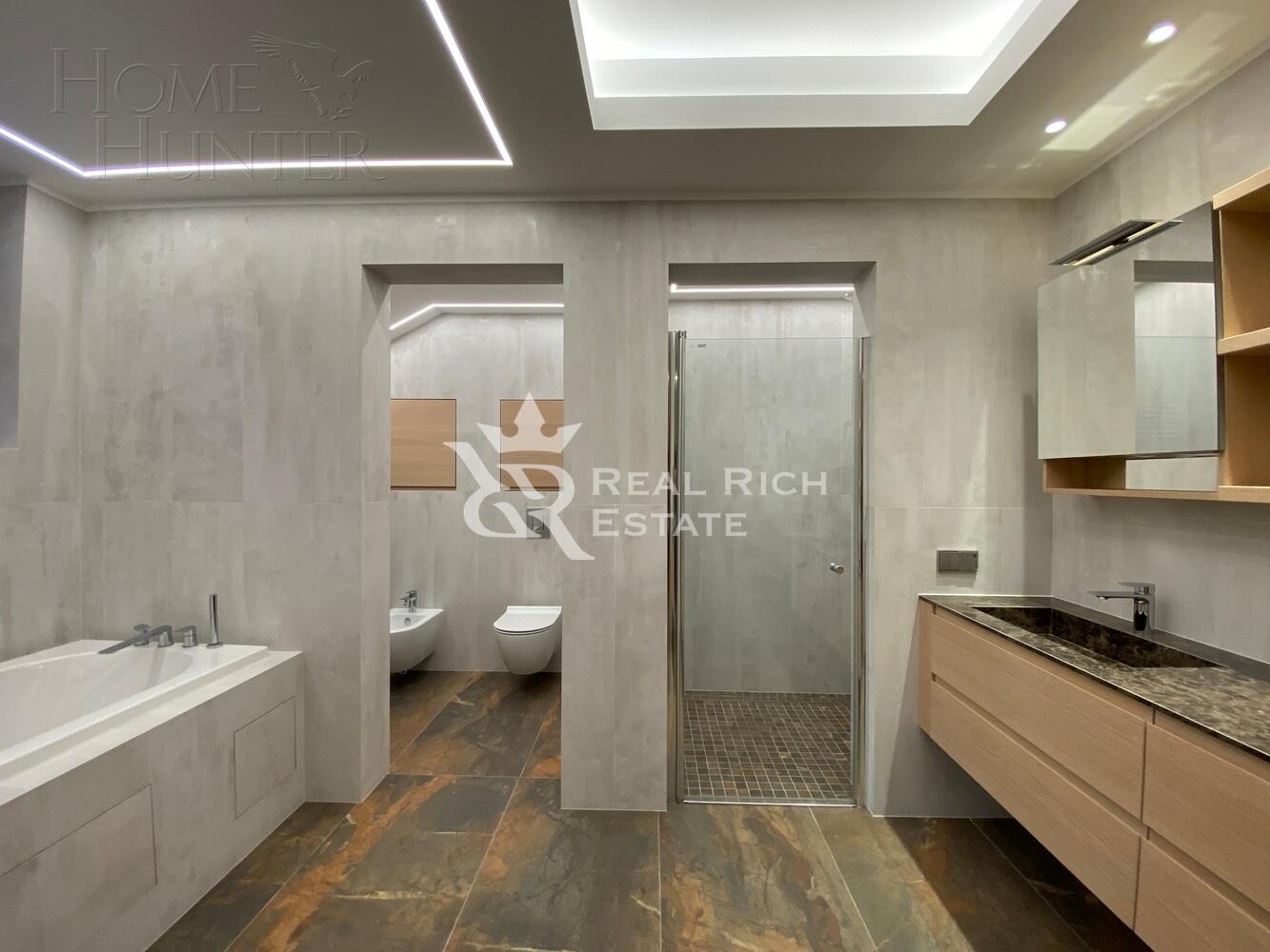 2-этажный коттедж 1 330 м² с отделкой