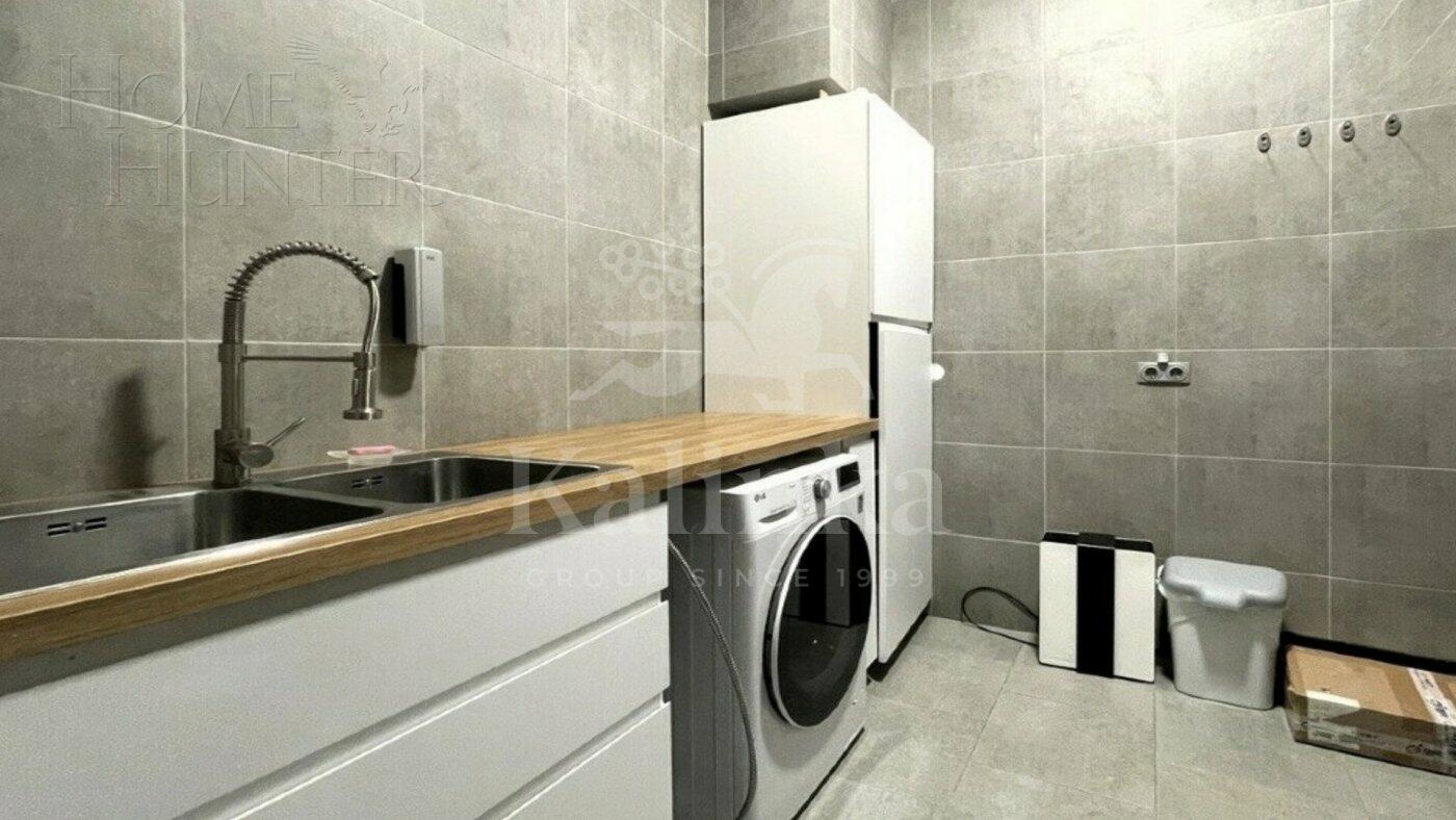 3-этажный таунхаус 290 м² с отделкой