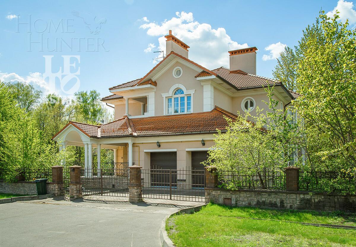 2-этажный коттедж 495 м² с отделкой