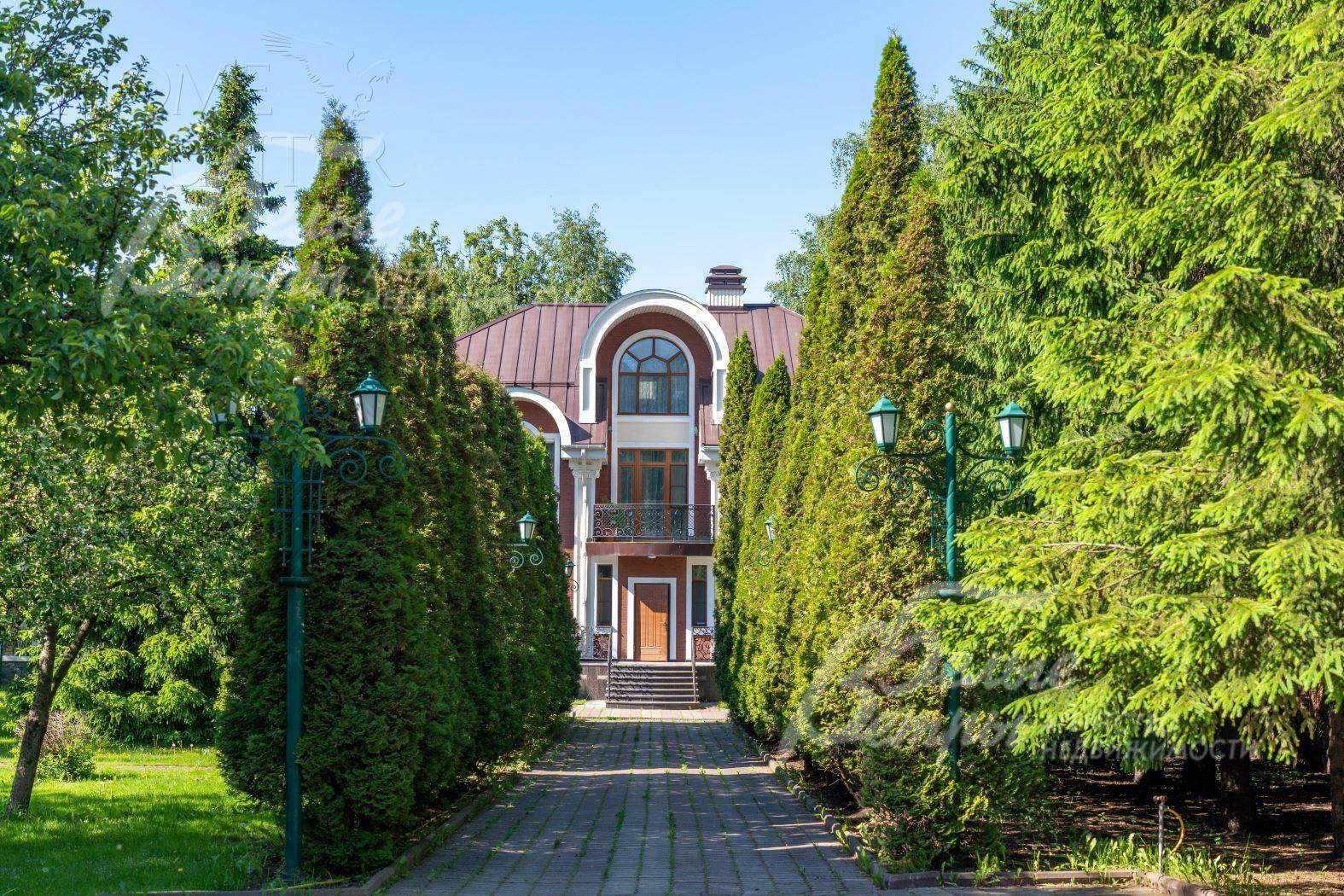 2-этажный коттедж 468.5 м² с отделкой