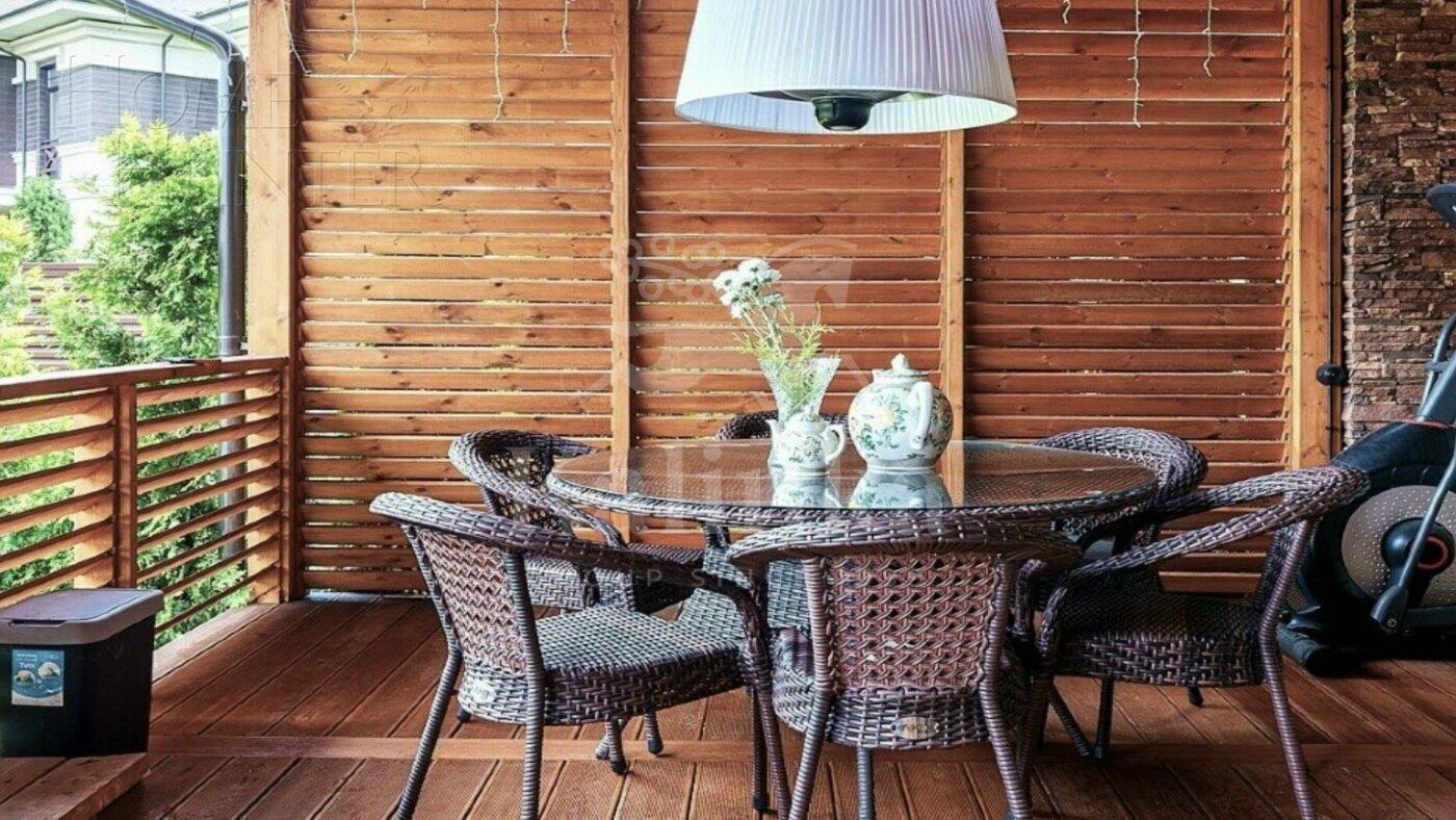 3-этажный таунхаус 290 м² с отделкой