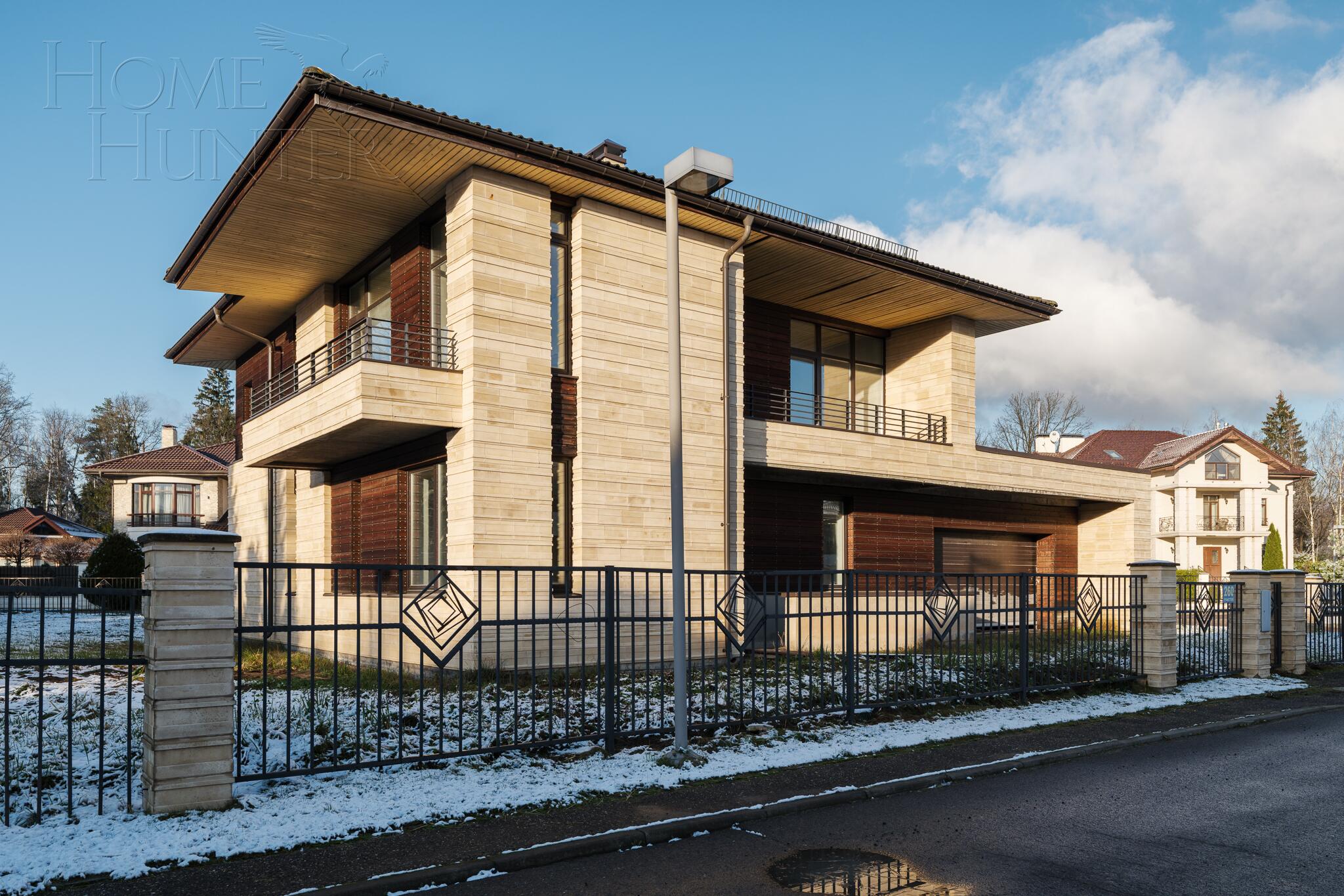 2-этажный коттедж 359 м² без отделки