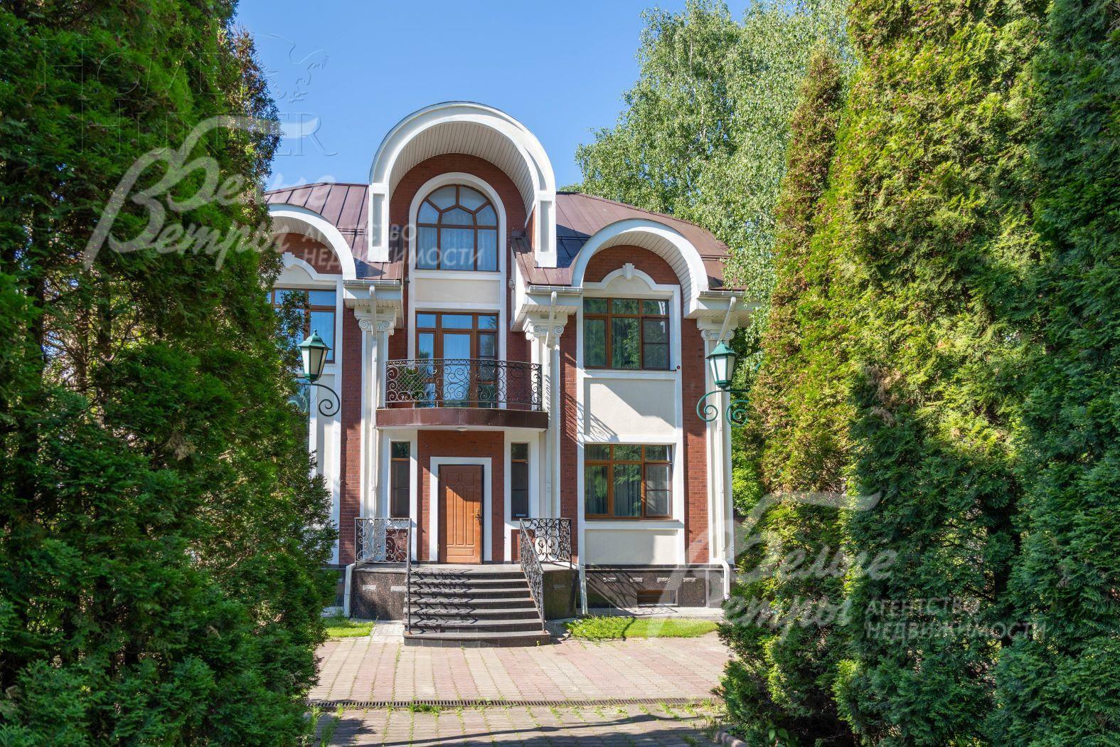 2-этажный коттедж 468.5 м² с отделкой