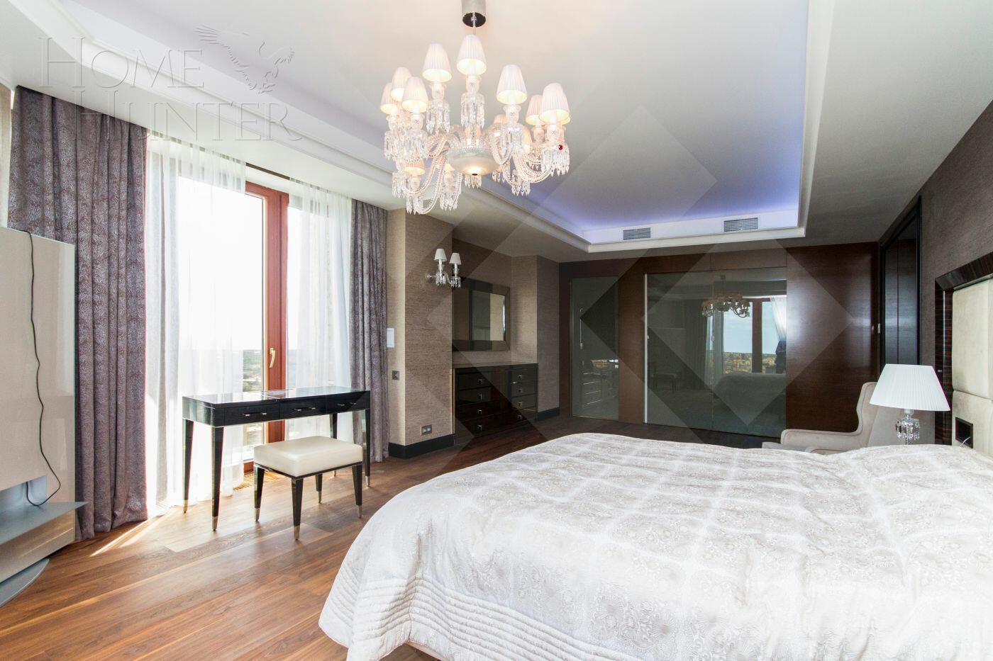 4-КОМН. КВАРТИРА С ОТДЕЛКОЙ 210 М² НА 35 ЭТАЖЕ