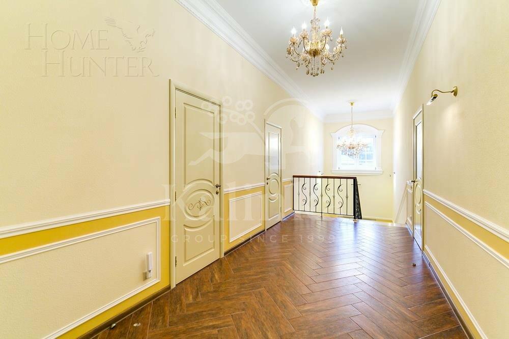 2-этажный коттедж 733 м² с отделкой