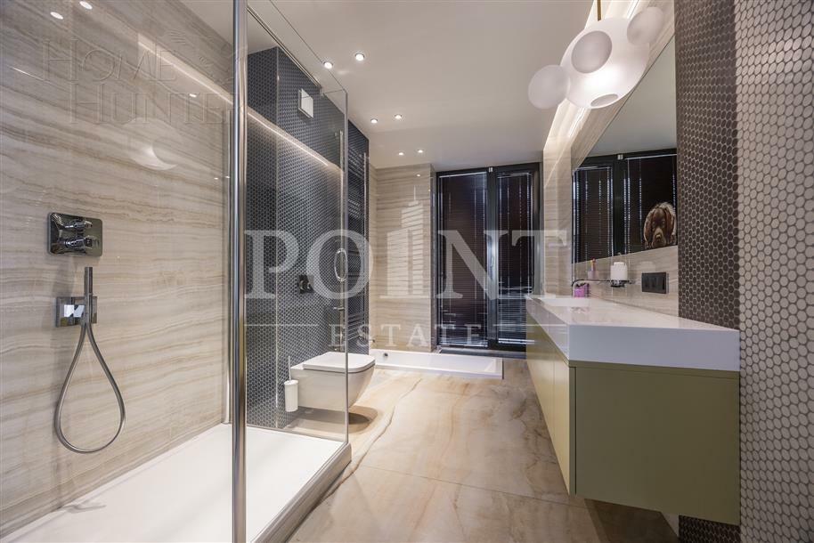 3-этажный коттедж 550 м² с отделкой