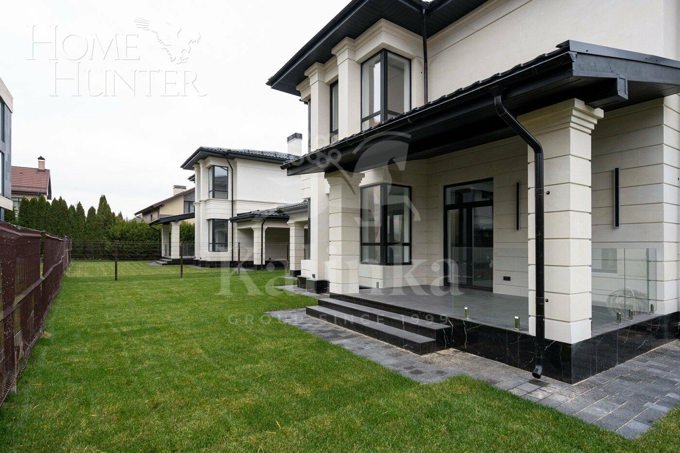 2-этажный коттедж 275 м² с отделкой