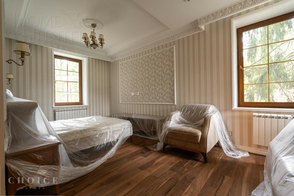 3-этажный коттедж 620 м² с отделкой