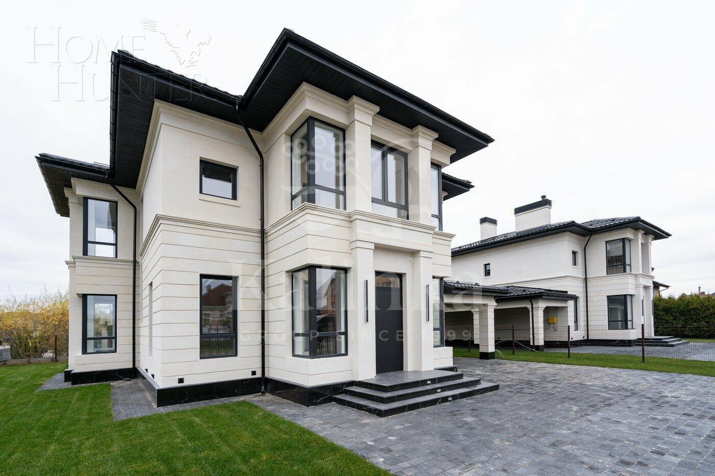 2-этажный коттедж 275 м² с отделкой