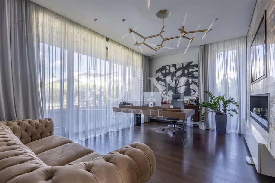 3-этажный коттедж 550 м² с отделкой