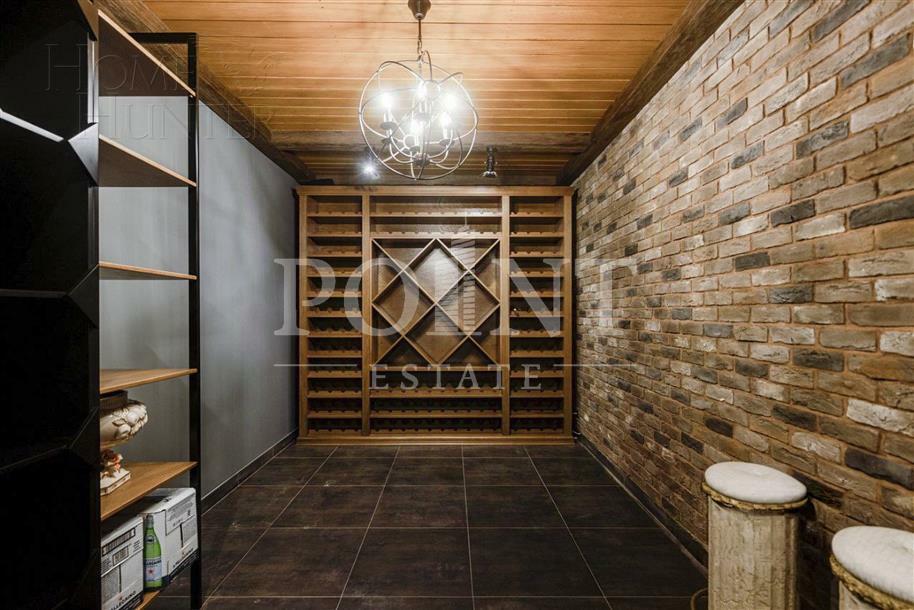 2-этажный коттедж 700 м² с отделкой