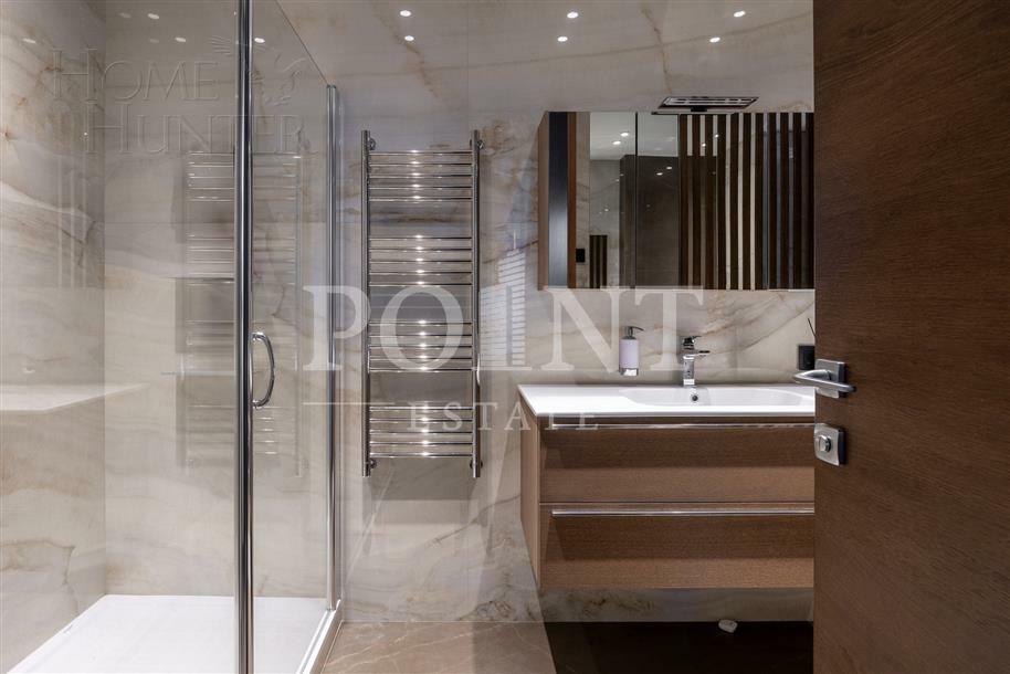 3-этажный коттедж 550 м² с отделкой