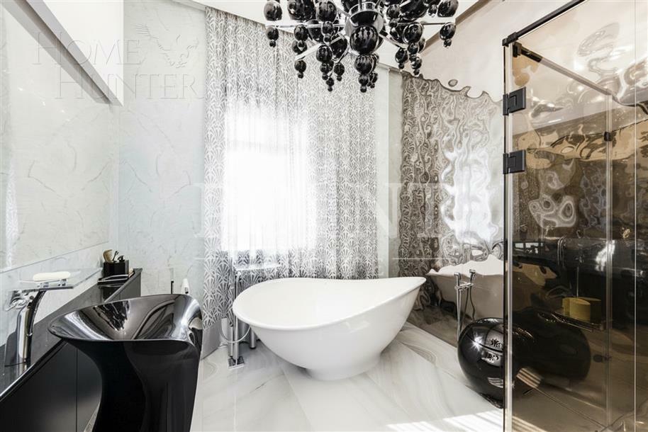 2-этажный коттедж 700 м² с отделкой