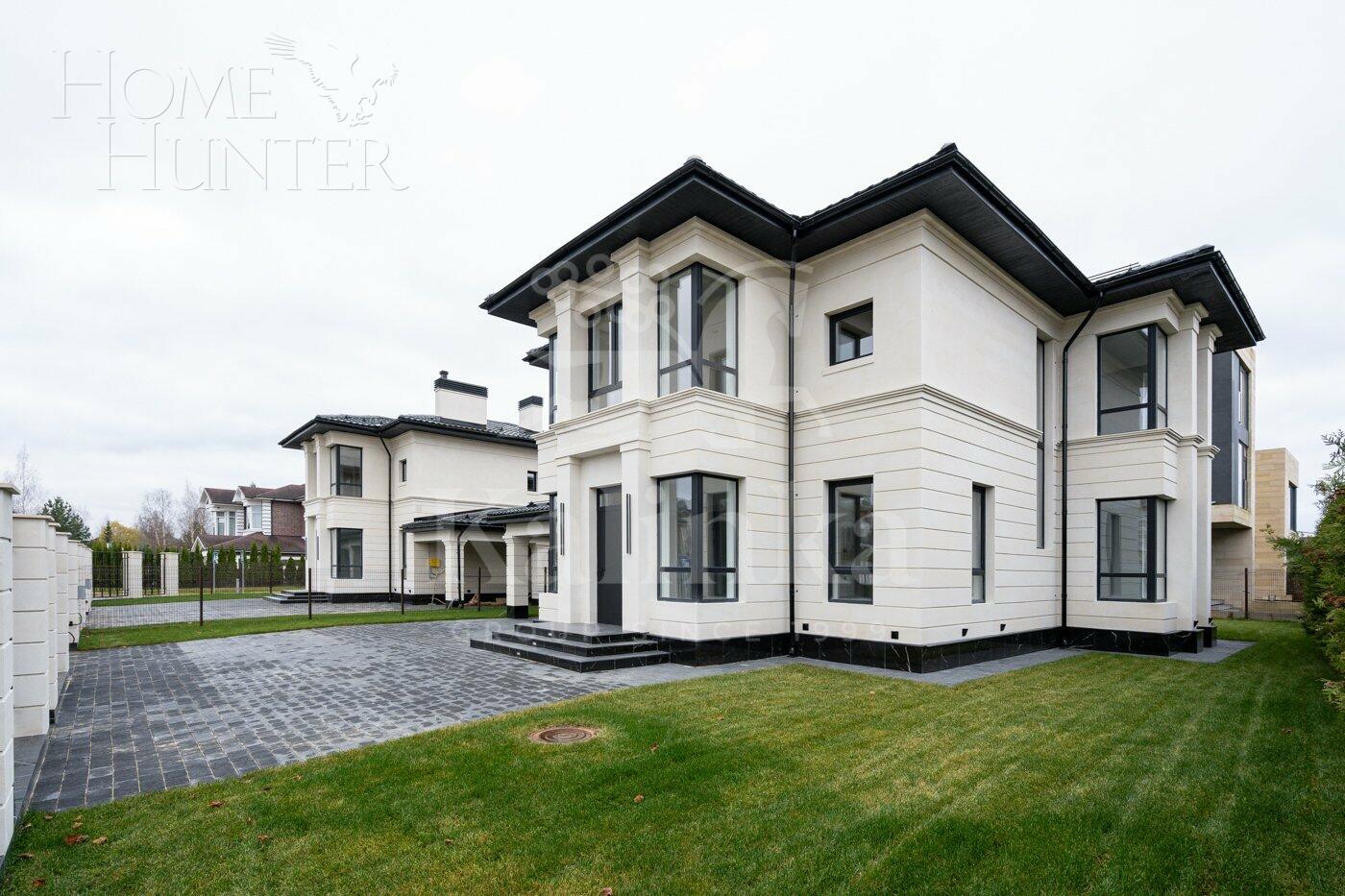 2-этажный коттедж 275 м² с отделкой