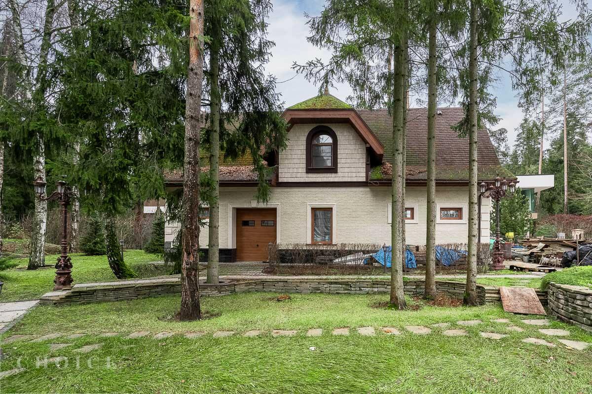 3-этажный коттедж 620 м² с отделкой