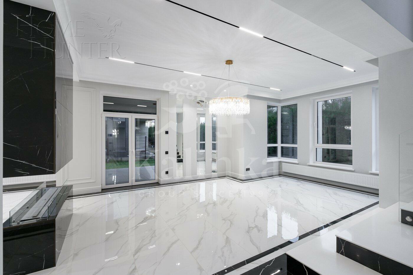 2-этажный коттедж 275 м² с отделкой