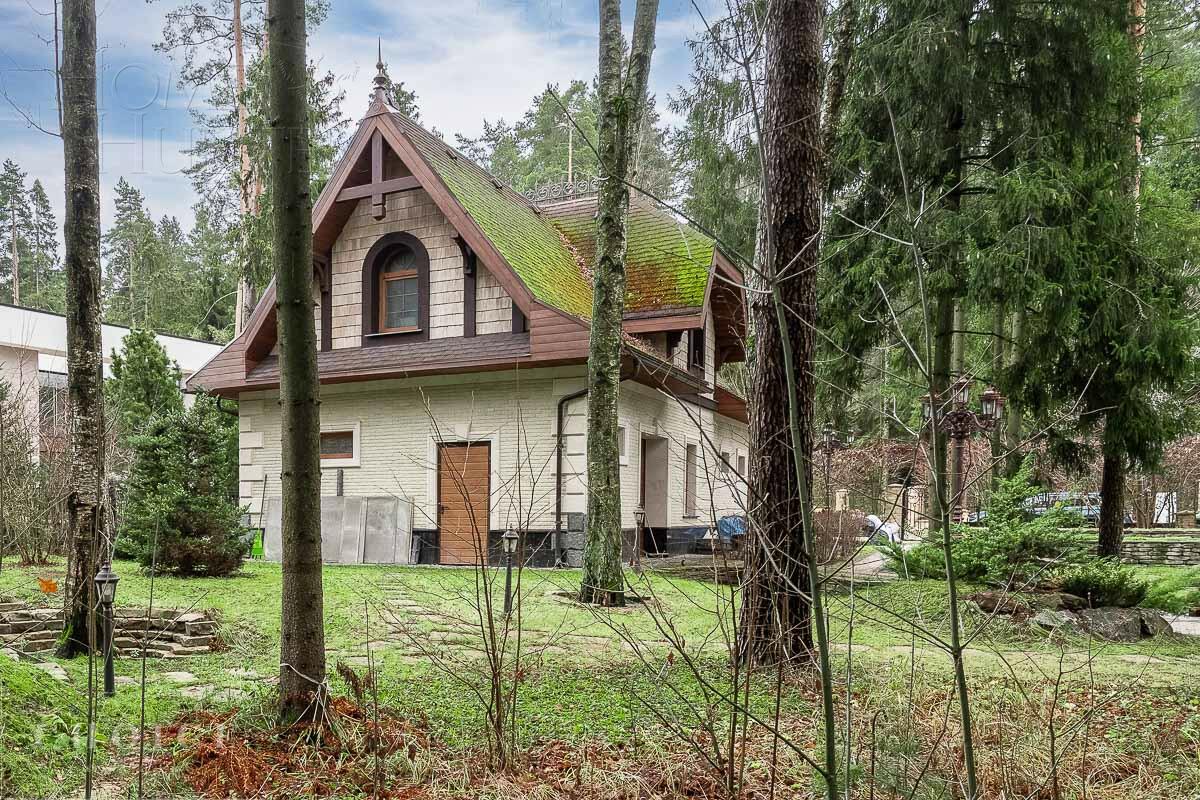 3-этажный коттедж 620 м² с отделкой