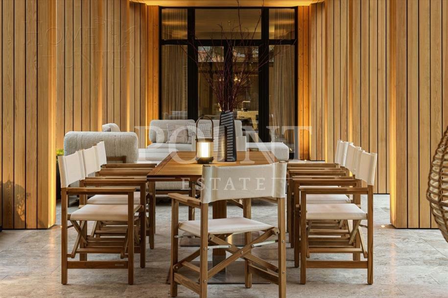 3-этажный коттедж 3 241.9 м² с отделкой