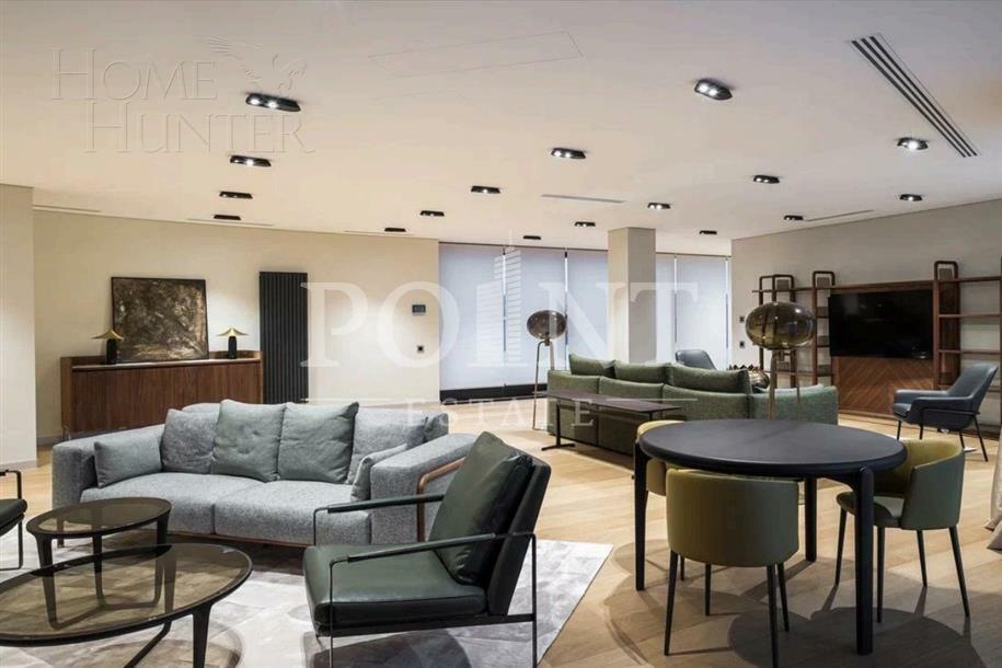 3-этажный коттедж 3 241.9 м² с отделкой