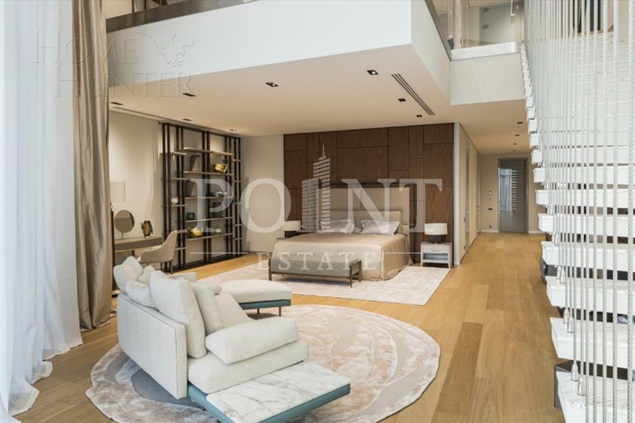 3-этажный коттедж 3 241.9 м² с отделкой