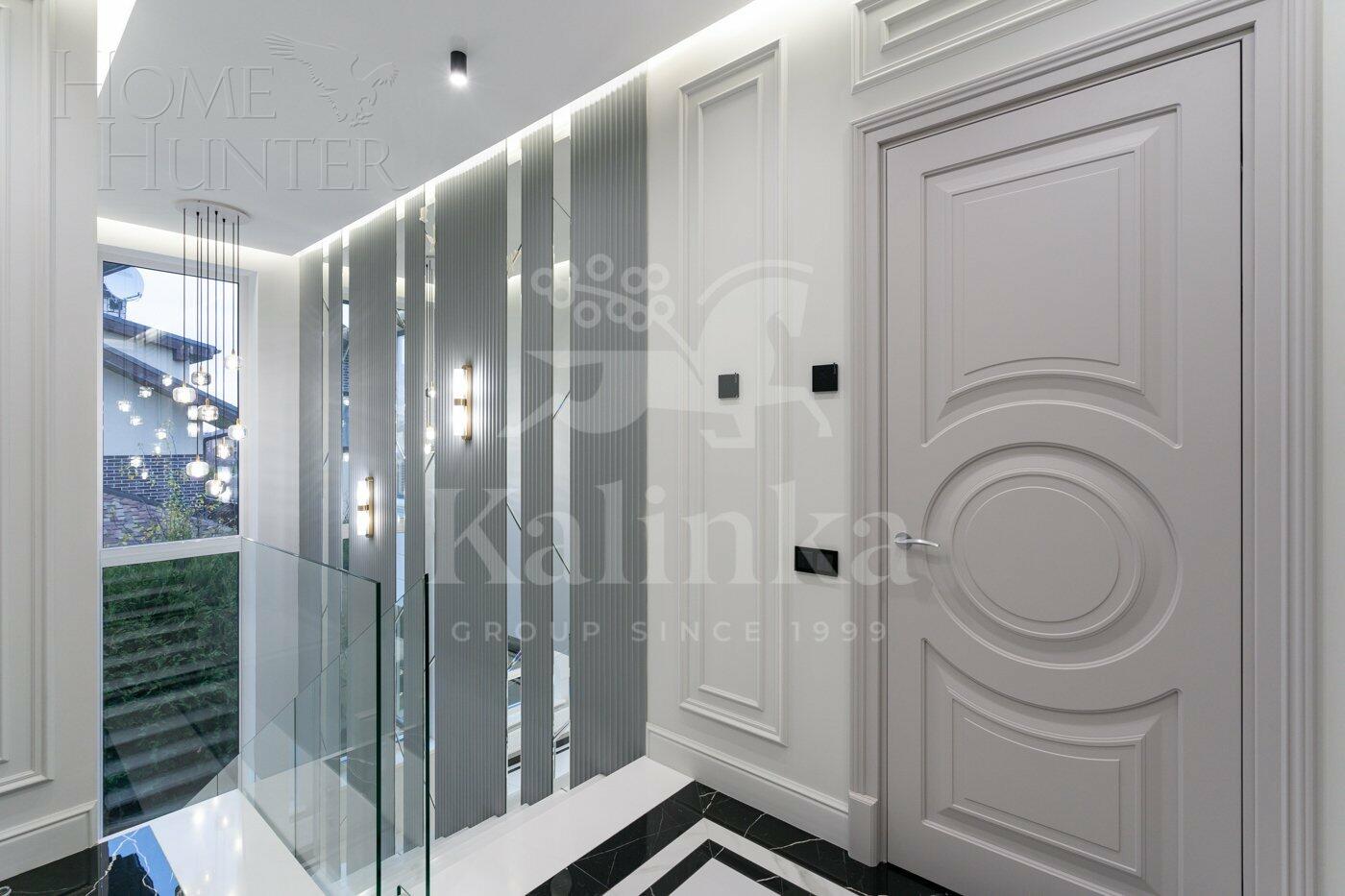 2-этажный коттедж 275 м² с отделкой