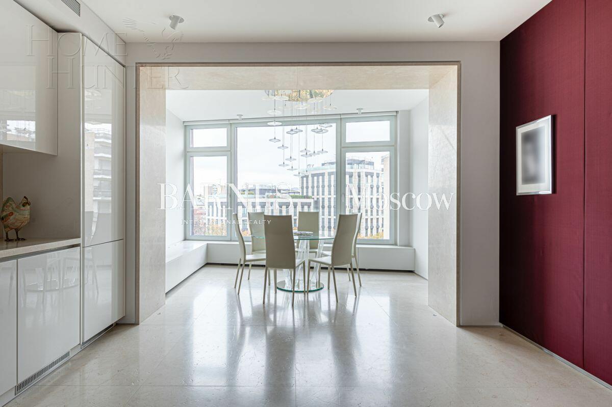 3-КОМН. КВАРТИРА С ОТДЕЛКОЙ 173.3 М² НА 8 ЭТАЖЕ