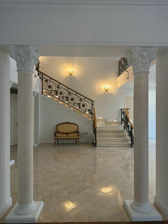 2-этажный коттедж 1 150 м² с отделкой