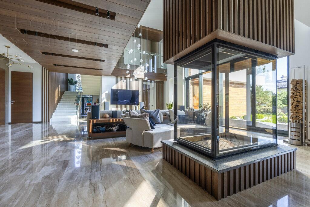 3-этажный коттедж 550 м² с отделкой