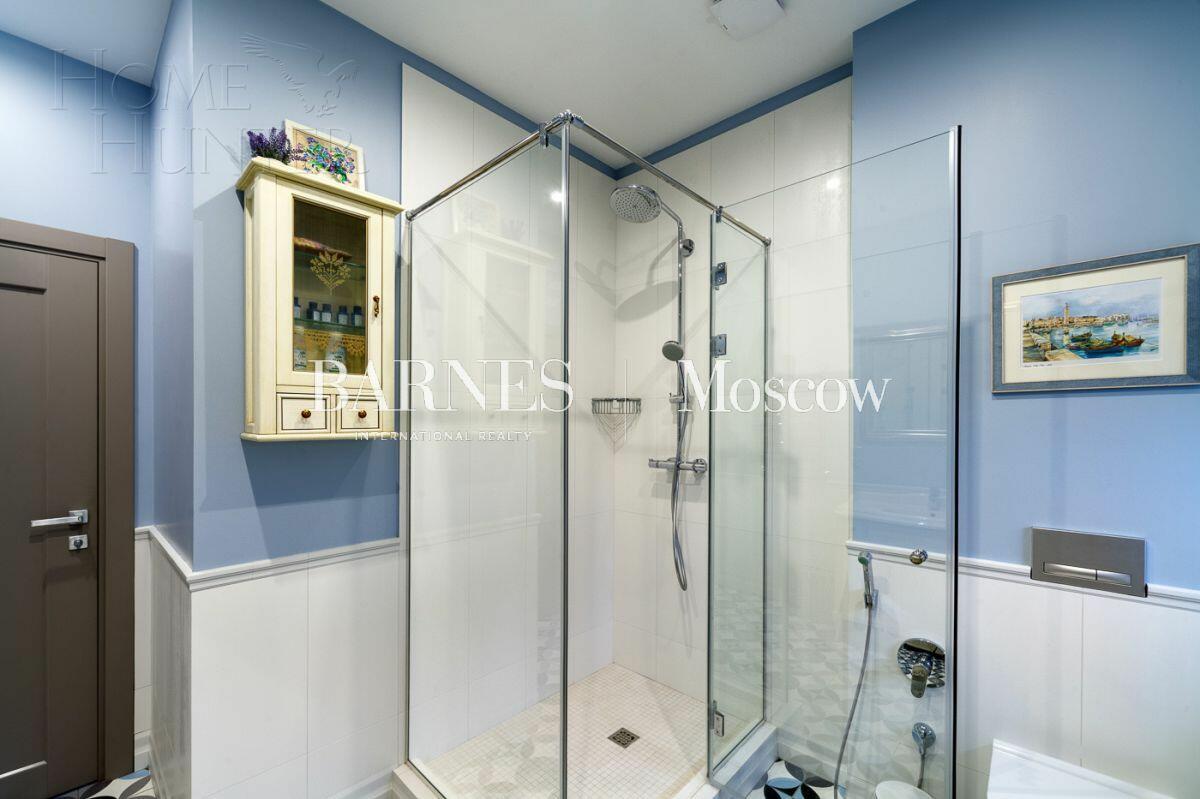 2-этажный коттедж 570 м² с отделкой