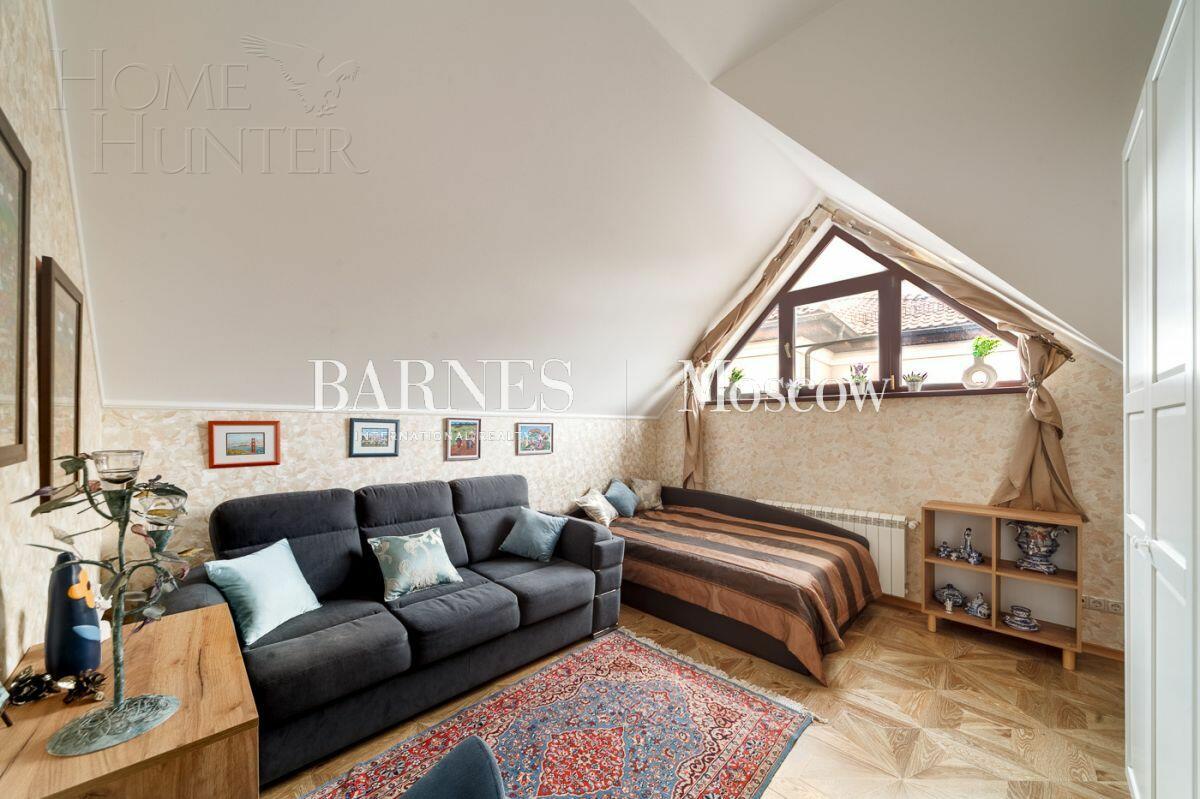 2-этажный коттедж 570 м² с отделкой