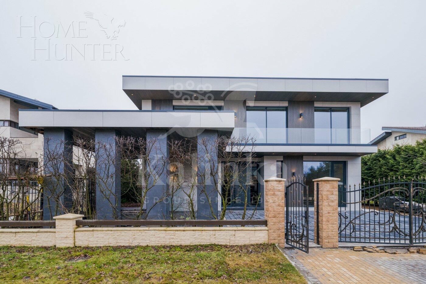 2-этажный коттедж 470 м² без отделки