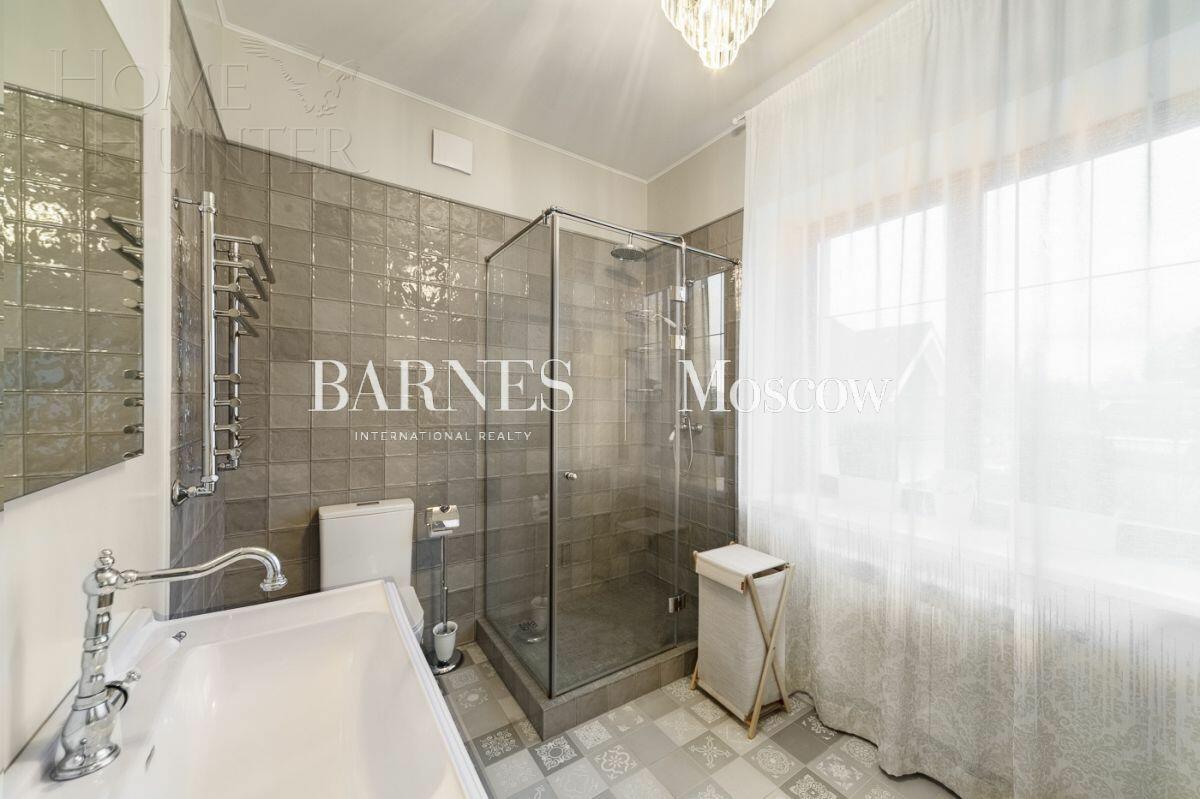 2-этажный коттедж 570 м² с отделкой