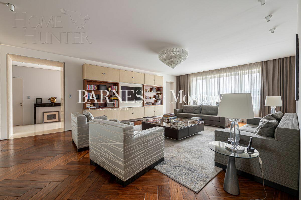 3-КОМН. КВАРТИРА С ОТДЕЛКОЙ 173.3 М² НА 8 ЭТАЖЕ