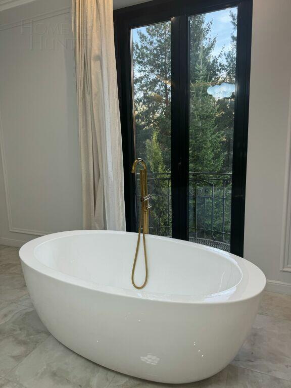 2-этажный коттедж 1 150 м² с отделкой