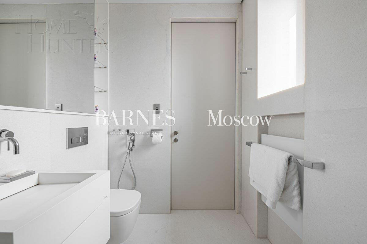 3-КОМН. КВАРТИРА С ОТДЕЛКОЙ 173.3 М² НА 8 ЭТАЖЕ