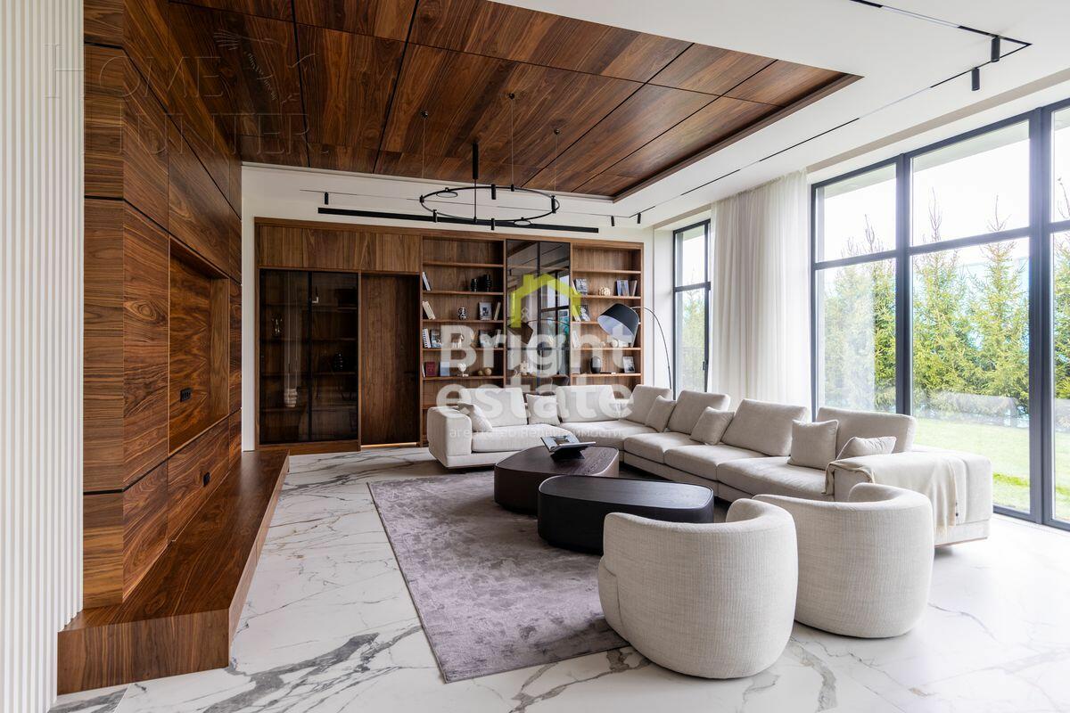 2-этажный коттедж 437 м² с отделкой