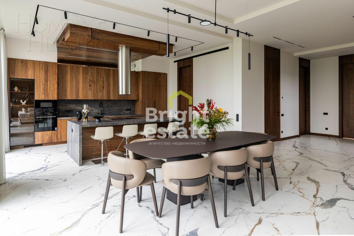 2-этажный коттедж 437 м² с отделкой