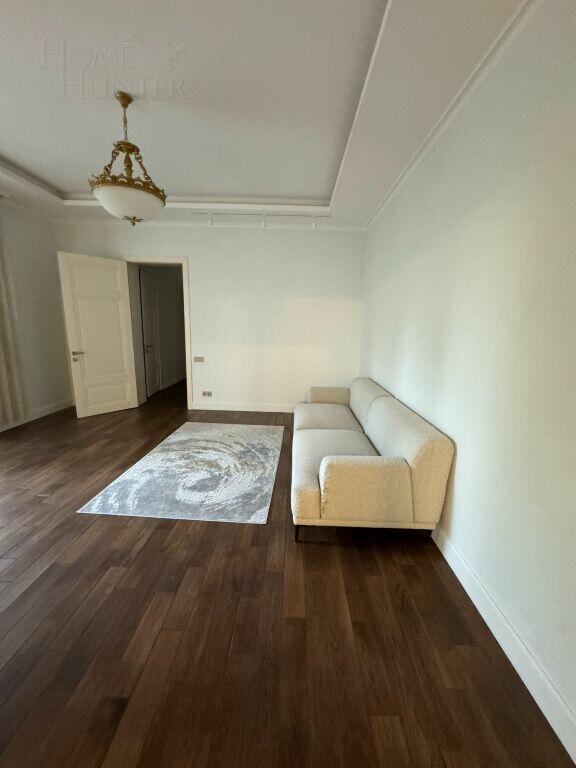 2-этажный коттедж 1 150 м² с отделкой