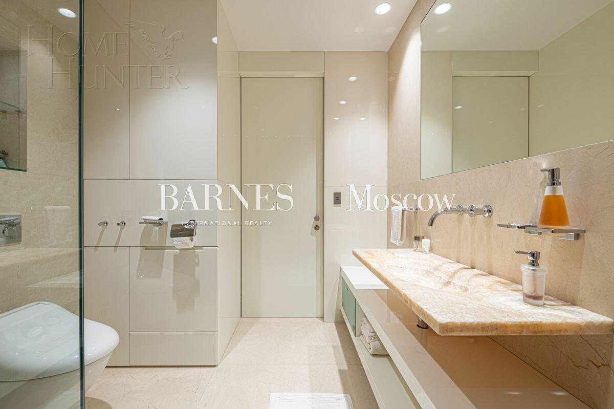 3-КОМН. КВАРТИРА С ОТДЕЛКОЙ 173.3 М² НА 8 ЭТАЖЕ