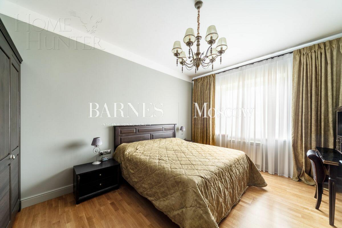 2-этажный коттедж 570 м² с отделкой