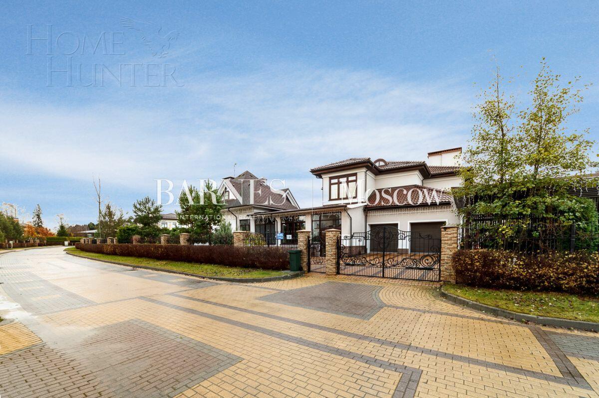 2-этажный коттедж 570 м² с отделкой