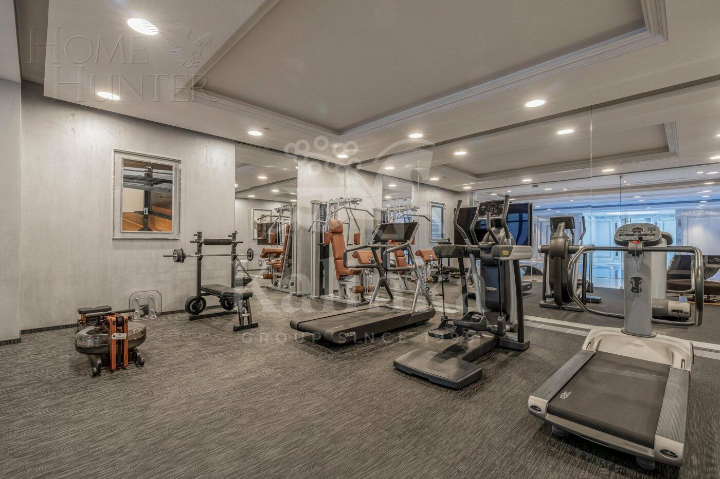 3-этажный коттедж 1 831 м² с отделкой